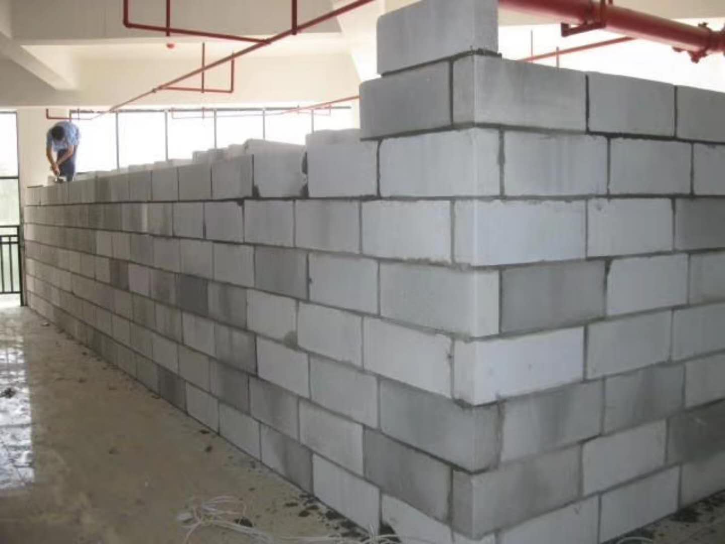 三台蒸压加气混凝土砌块承重墙静力和抗震性能的研究